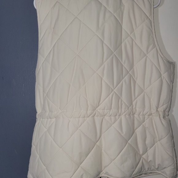 Ralph Lauren Jackets & Blazers - Cream puff vest